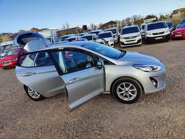 Used Ford Fiesta 2019 for sale - 75426060: Photo 24