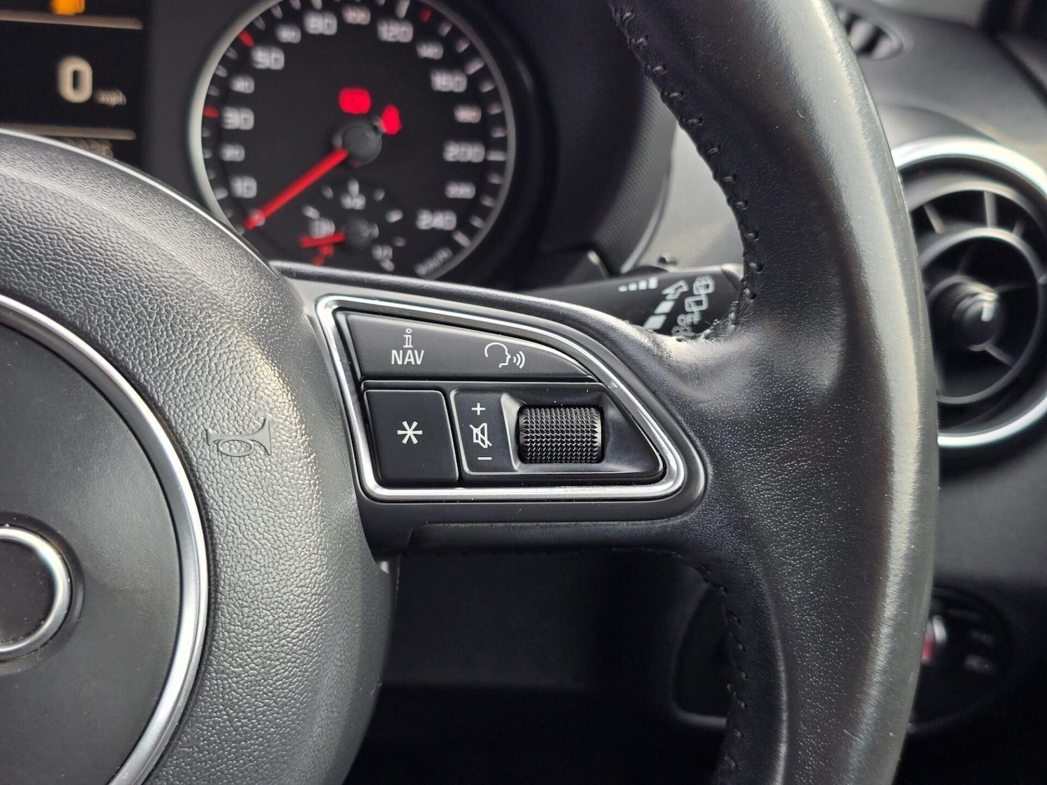 Used Audi A1 2015 for sale - 78011038: Photo 29