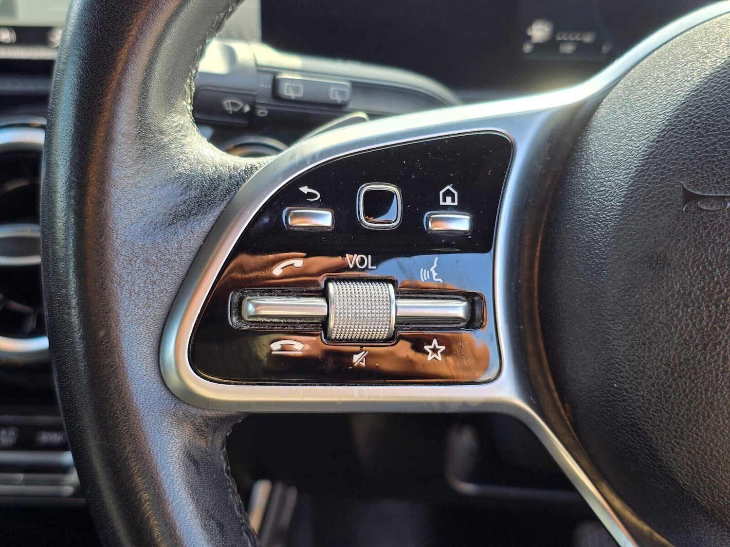 Used Mercedes-Benz A-Class 2017 for sale - 76023882: Photo 25