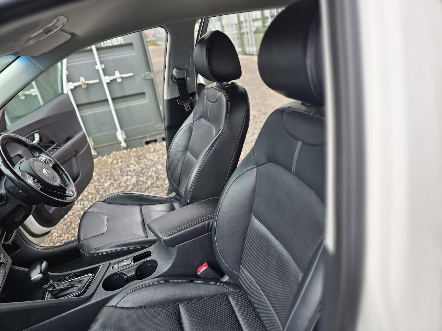 Used Kia Niro 2017 for sale - 77435947: Photo 38