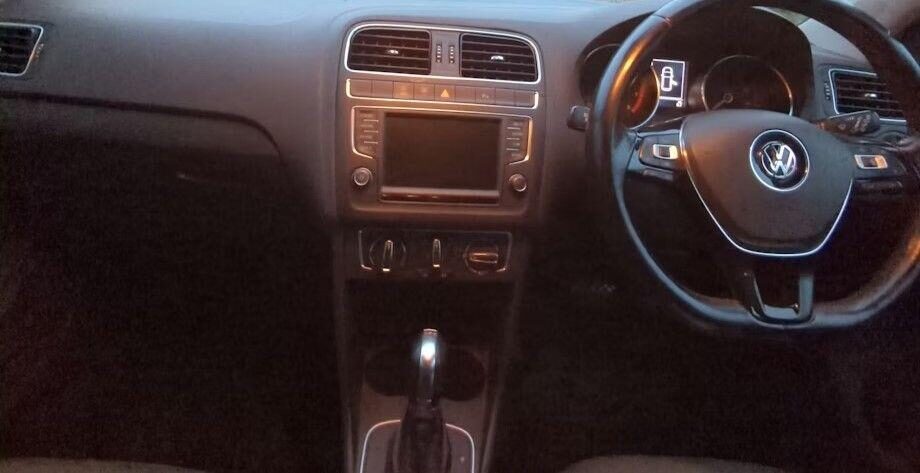 Used Volkswagen Polo 2017 for sale - 76692943: Photo 5