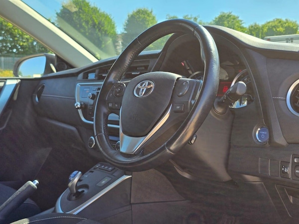 Used Toyota Auris 2014 for sale - 75504209: Photo 19