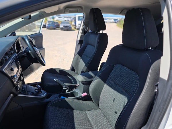 Used Toyota Auris 2014 for sale - 75504209: Photo 42