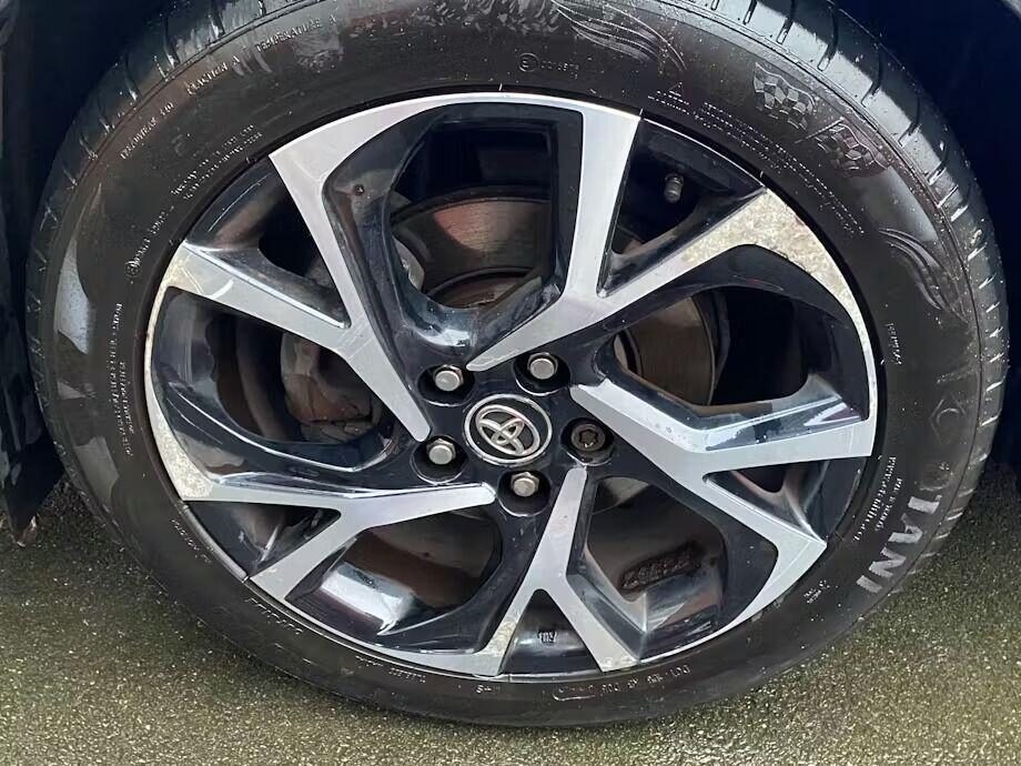 Used Toyota C-HR 2017 for sale - 77593185: Photo 8