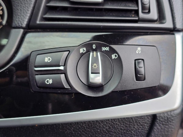 Used BMW 5 Series 2014 for sale - 75681345: Photo 28