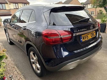 Used Mercedes-Benz GLA 2017 for sale - 75620422: Photo