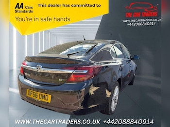 Used Vauxhall Insignia 2016 for sale - 76697457: Photo