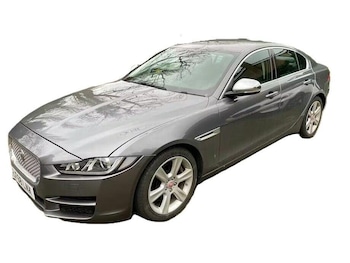 Used Jaguar XE 2018 for sale - 77719093: Photo