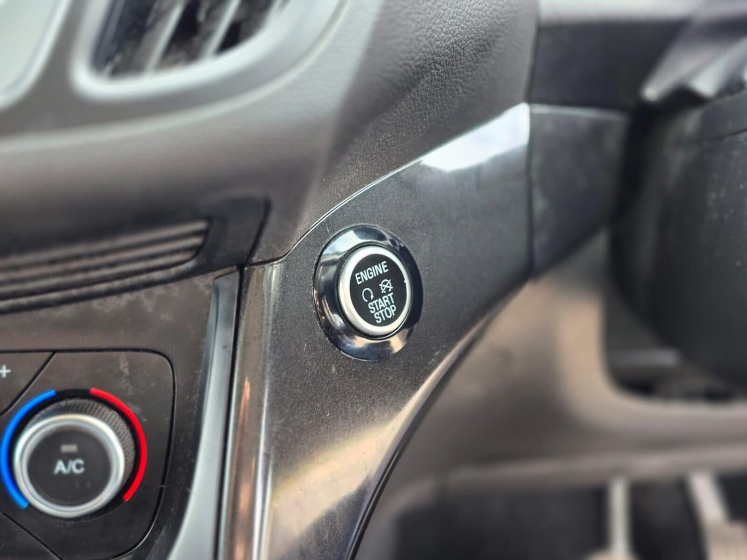 Used Ford Kuga 2018 for sale - 75962247: Photo 35