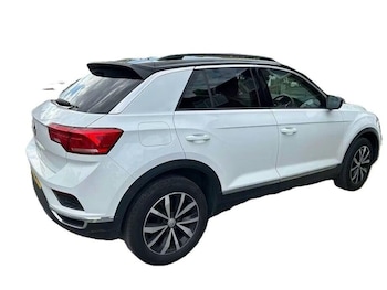 Used Volkswagen T-Roc 2018 for sale - 78353061: Photo