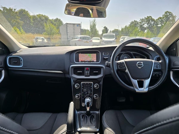 Used Volvo V40 2019 for sale - 75163949: Photo 11