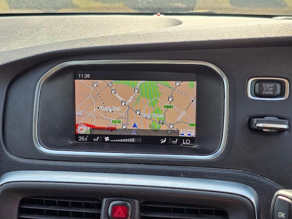 Used Volvo V40 2019 for sale - 75163949: Photo 24