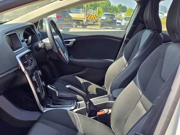 Used Volvo V40 2019 for sale - 75163949: Photo 31