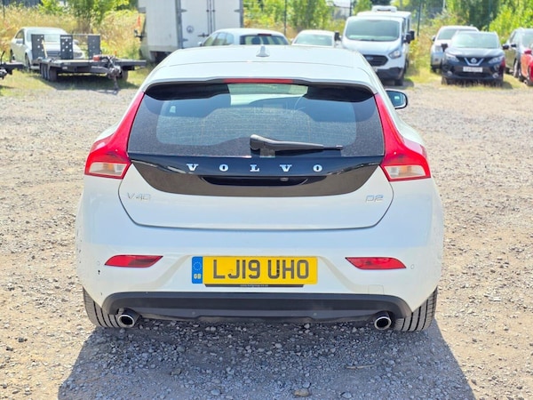 Used Volvo V40 2019 for sale - 75163949: Photo 3