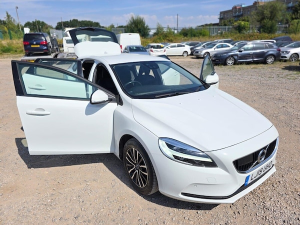 Used Volvo V40 2019 for sale - 75163949: Photo 5