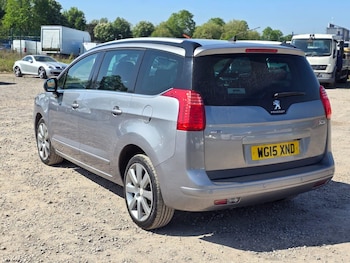Used Peugeot 5008 2015 for sale - 75975054: Photo