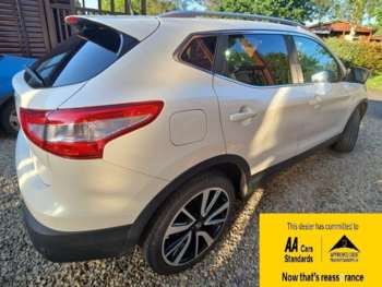 Used Nissan Qashqai 2017 for sale - 74725607: Photo