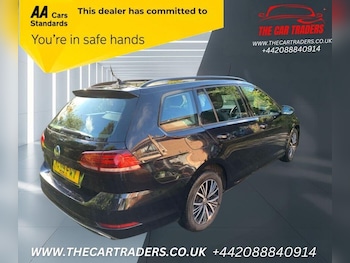 Used Volkswagen Golf 2019 for sale - 76553791: Photo