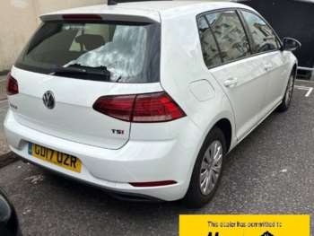Used Volkswagen Golf 2017 for sale - 74945090: Photo