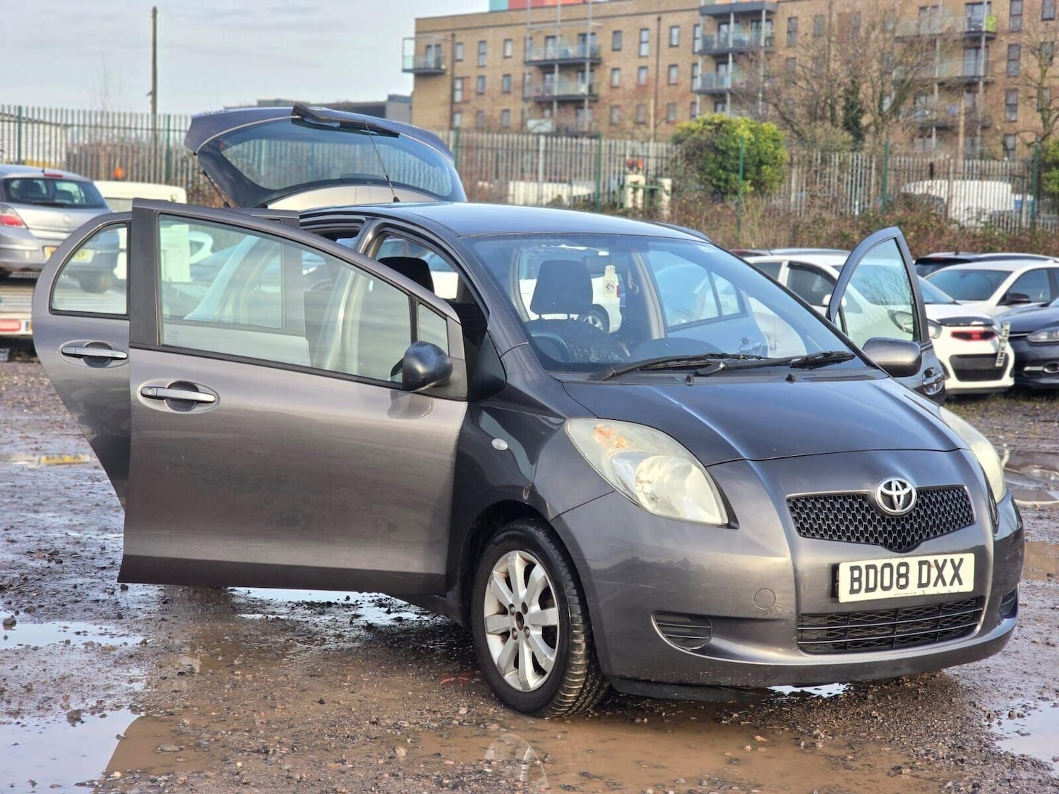 Used Toyota Yaris 2008 for sale - 77032858: Photo 6