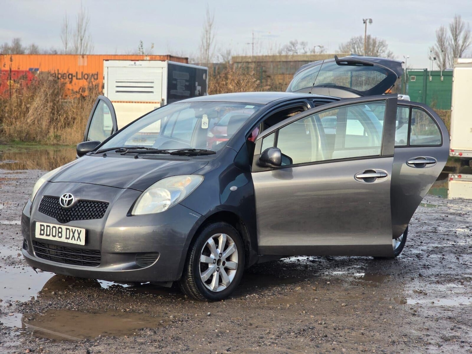 Used Toyota Yaris 2008 for sale - 77032858: Photo 8