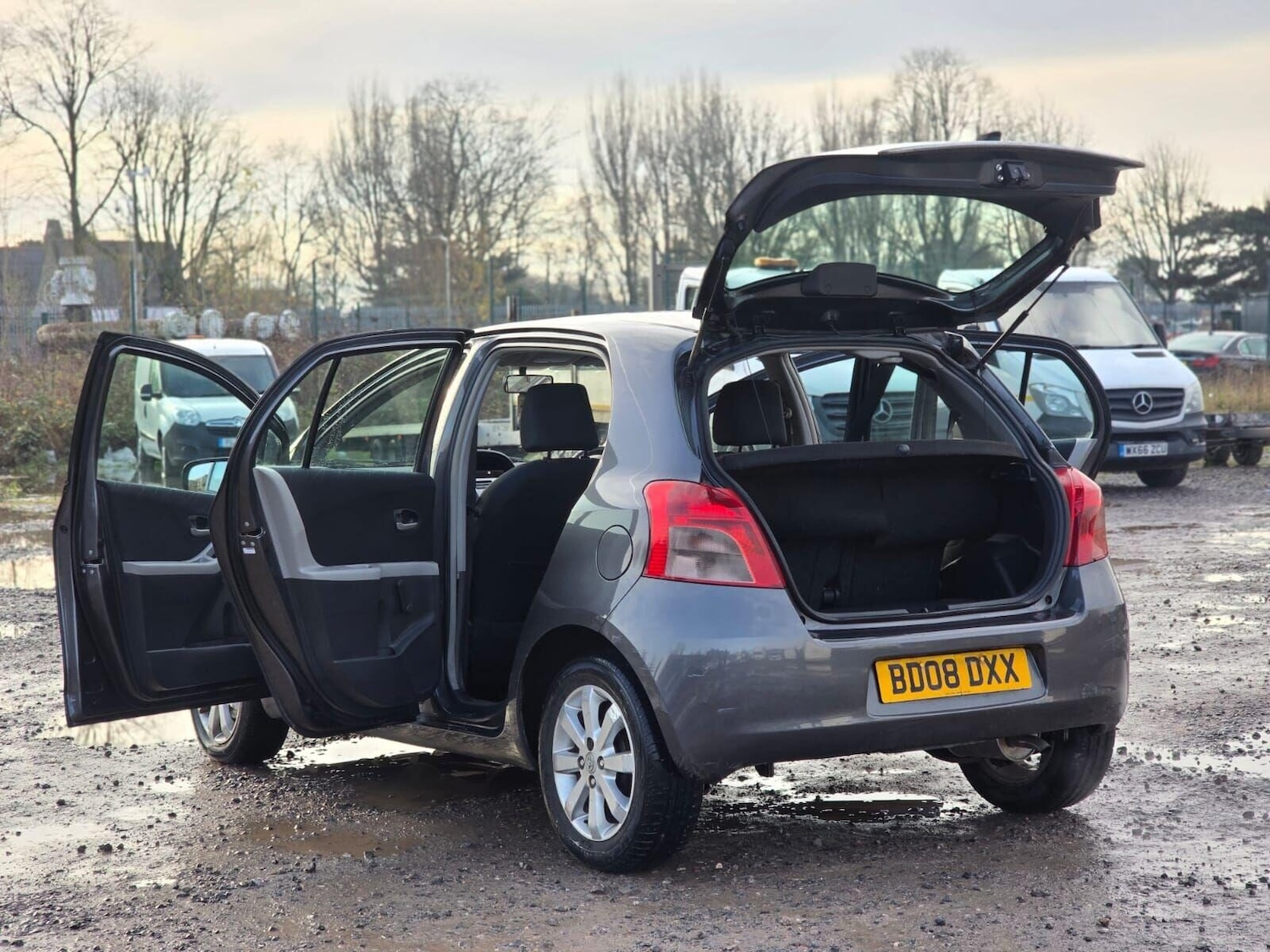 Used Toyota Yaris 2008 for sale - 77032858: Photo 9