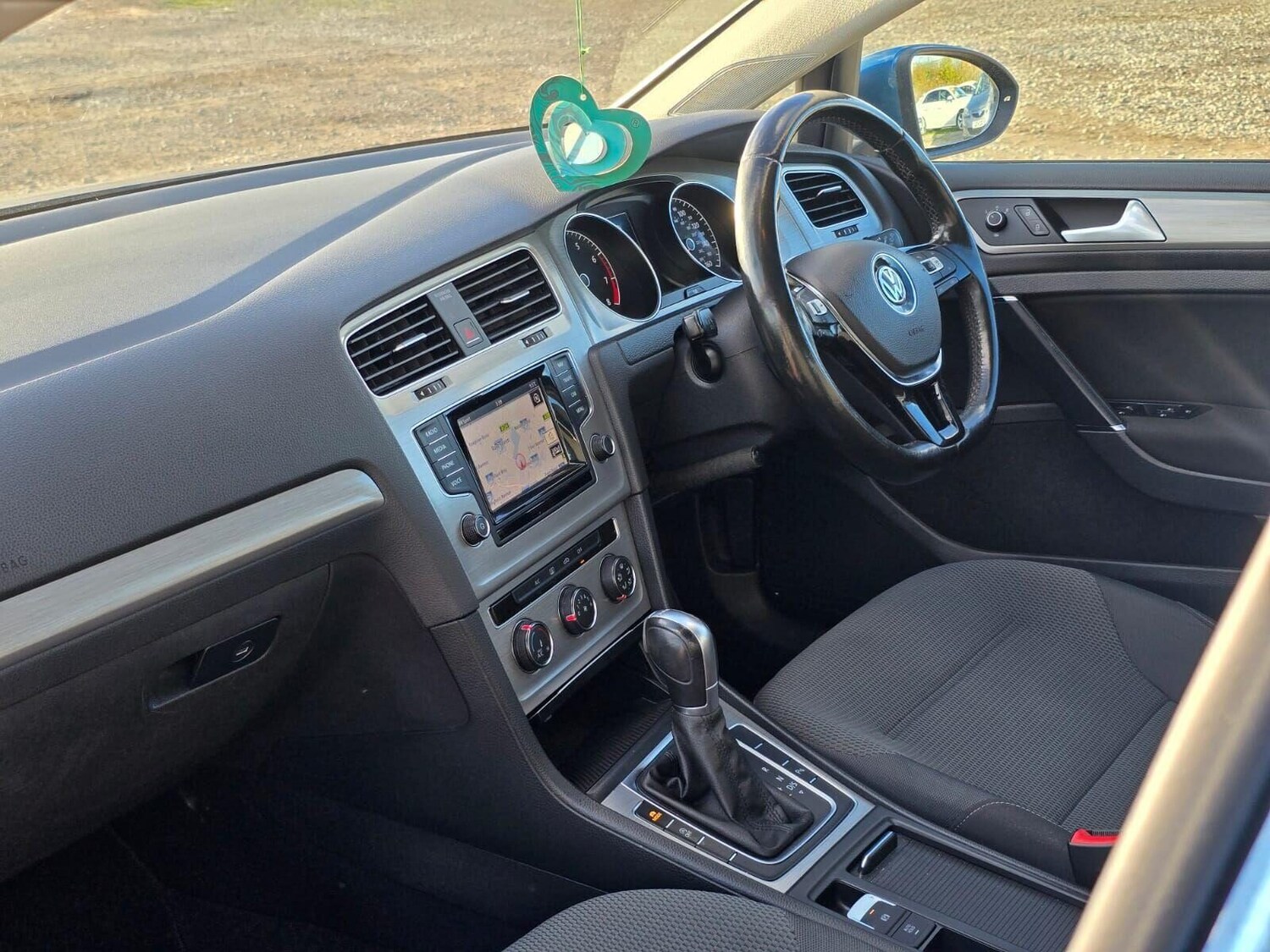 Used Volkswagen Golf 2014 for sale - 76211431: Photo 25