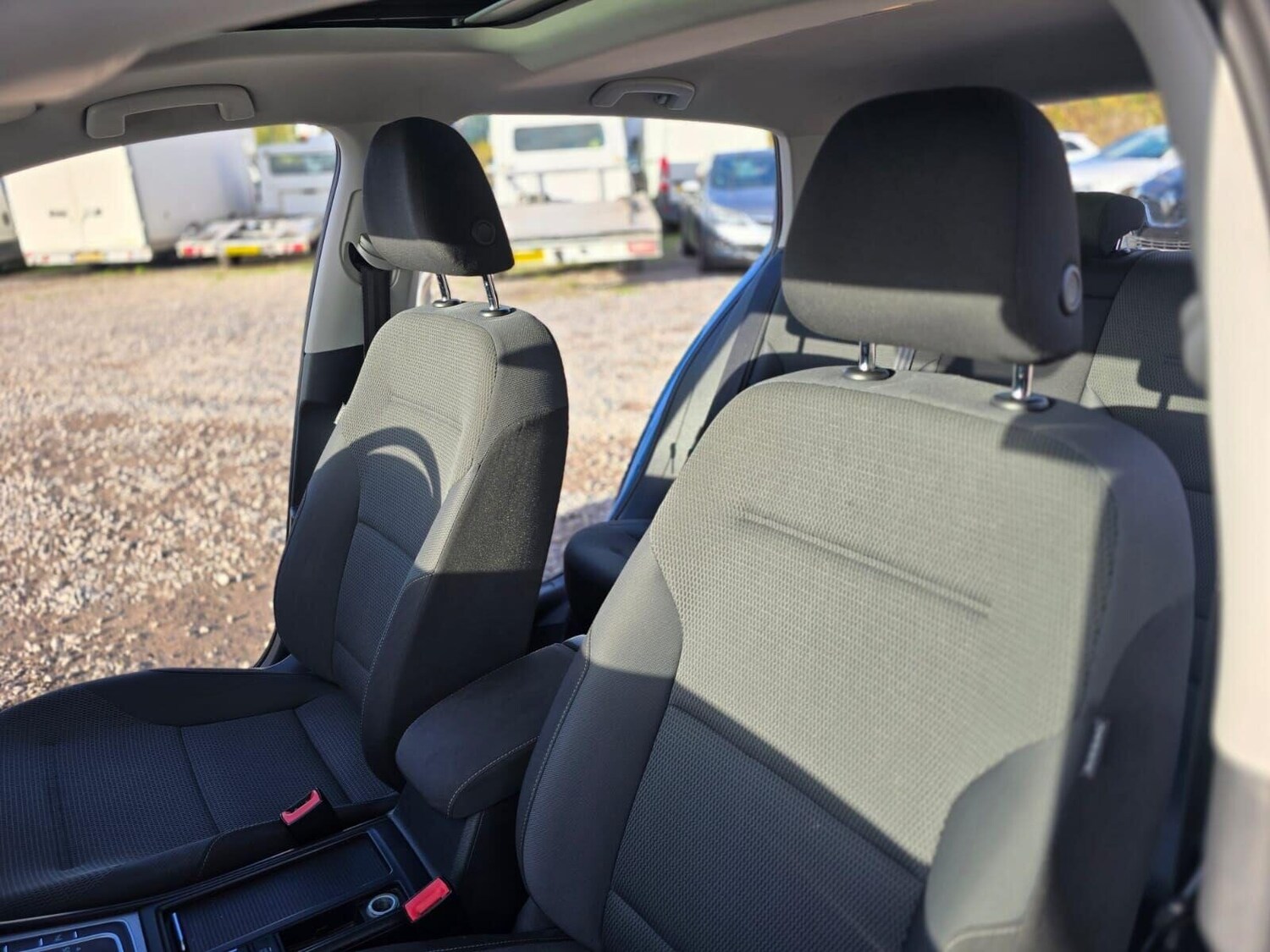 Used Volkswagen Golf 2014 for sale - 76211431: Photo 28