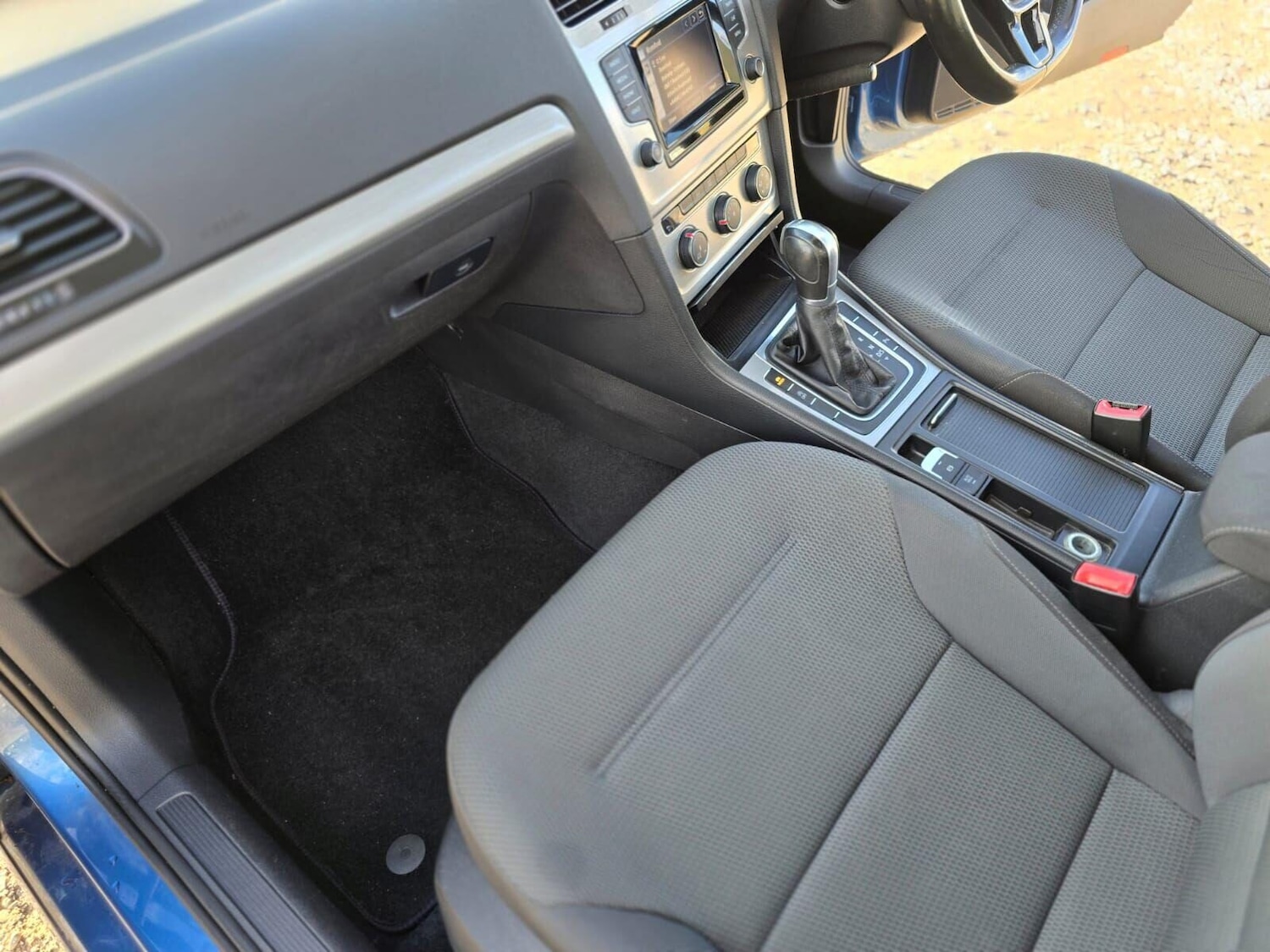 Used Volkswagen Golf 2014 for sale - 76211431: Photo 43