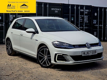Used Volkswagen Golf 2017 for sale - 78906692: Photo