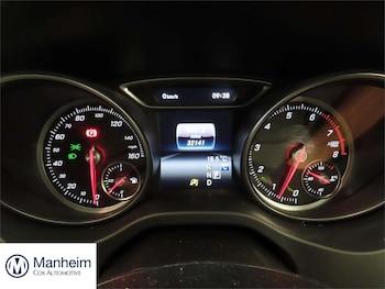Used Mercedes-Benz GLA 2019 for sale - 79058529: Photo