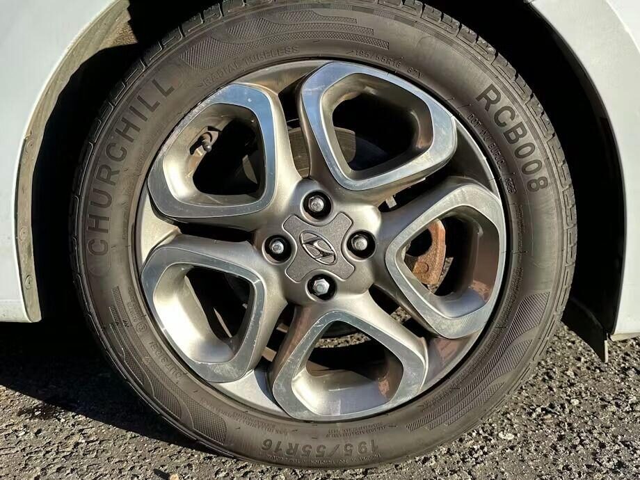 Used Hyundai i20 2019 for sale - 76972544: Photo 8