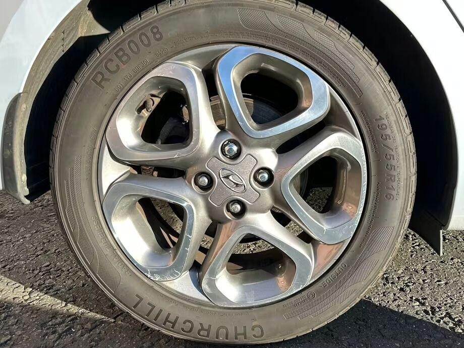 Used Hyundai i20 2019 for sale - 76972544: Photo 9