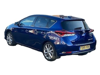 Used Toyota Auris 2017 for sale - 77979899: Photo