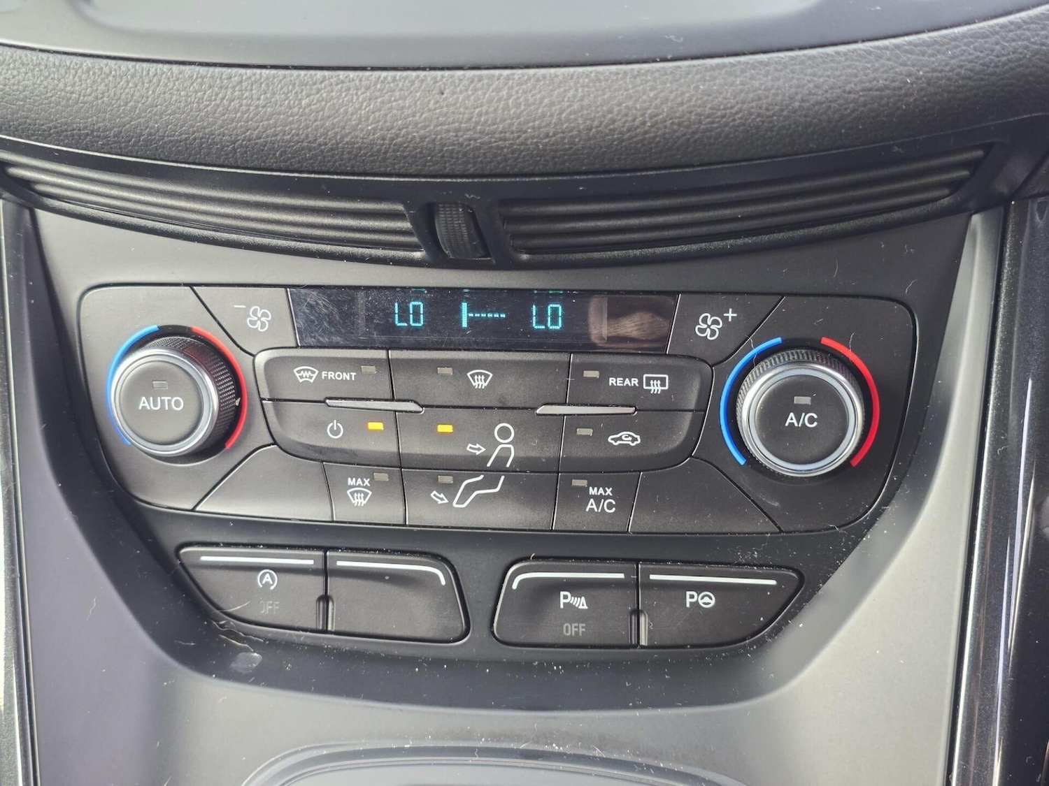 Used Ford Kuga 2017 for sale - 77275194: Photo 28