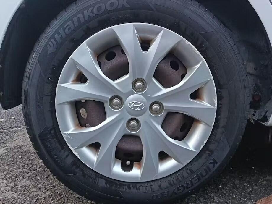 Used Hyundai i10 2014 for sale - 77382236: Photo 8