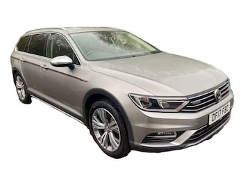 Used Volkswagen Passat 2017 for sale - 78733302: Photo