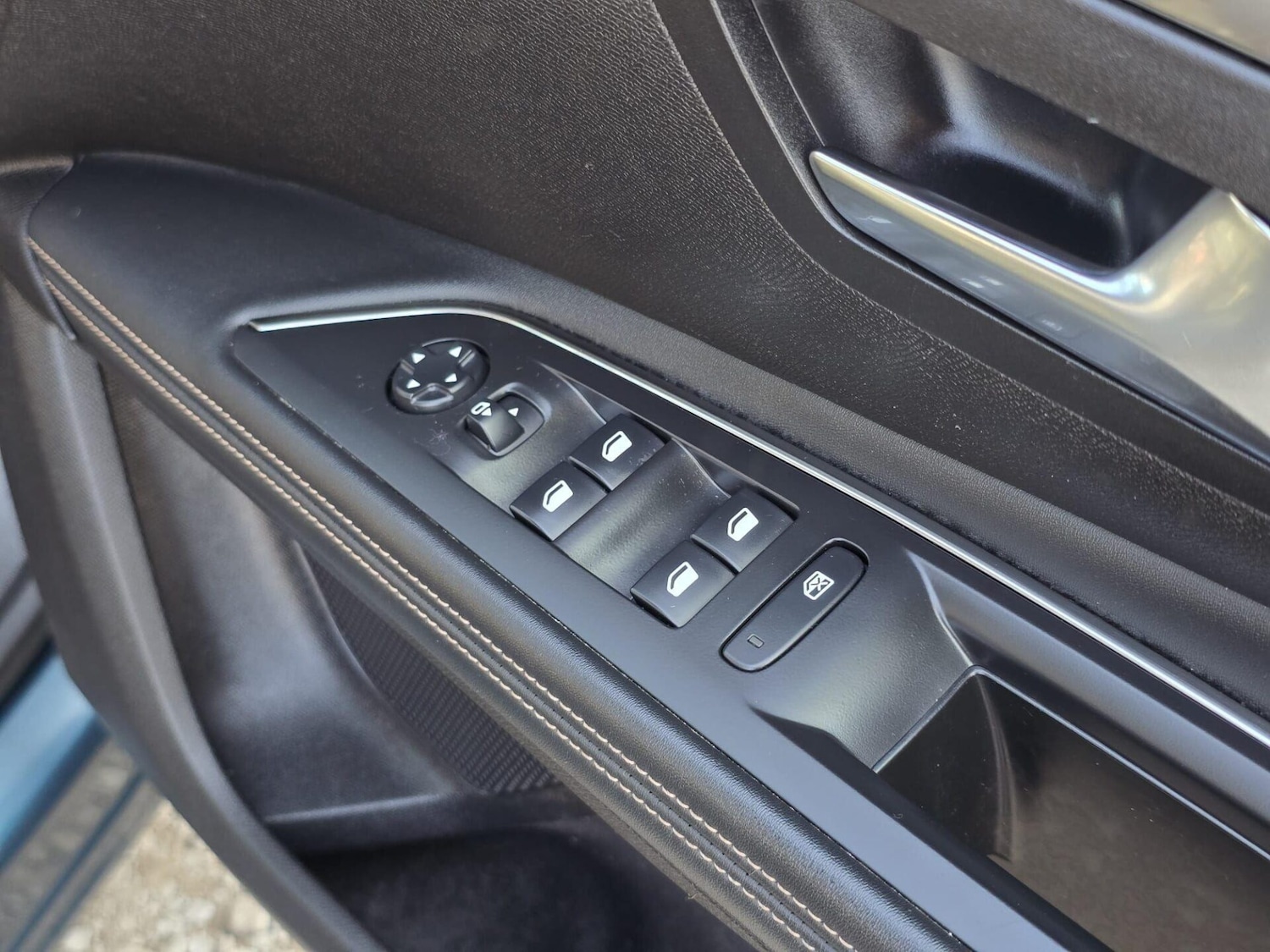 Used Peugeot 5008 2020 for sale - 77679803: Photo 27