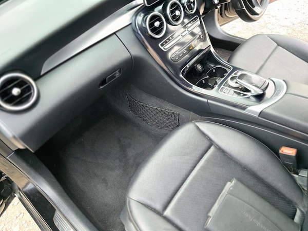 Used Mercedes-Benz C Class 2015 for sale - 75705059: Photo 34