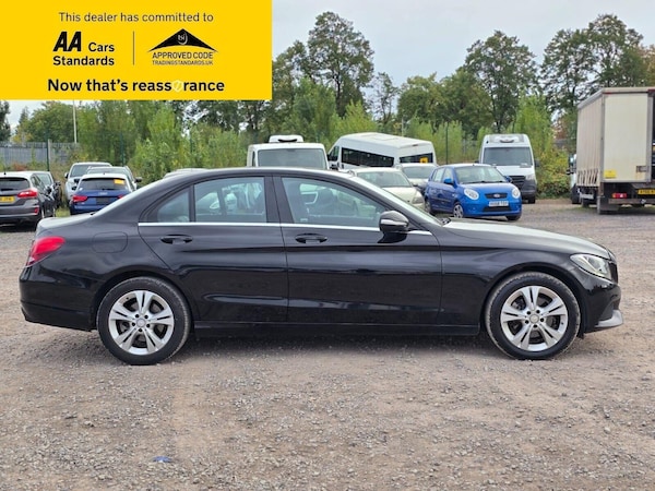 Used Mercedes-Benz C Class 2015 for sale - 75705059: Photo 4