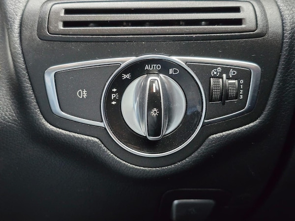 Used Mercedes-Benz C Class 2015 for sale - 75705059: Photo 52