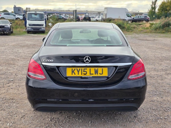 Used Mercedes-Benz C Class 2015 for sale - 75705059: Photo 9