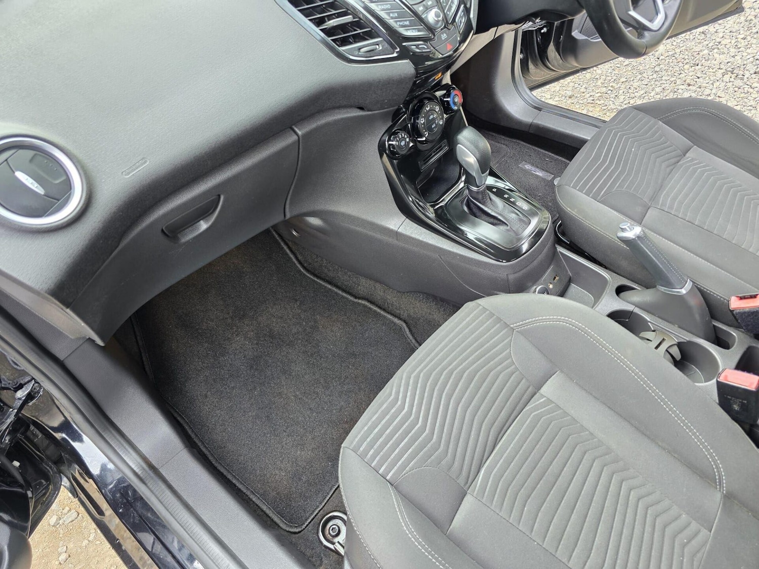 Used Ford Fiesta 2014 for sale - 75878256: Photo 36