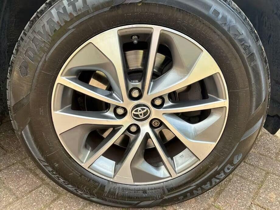 Used Toyota RAV4 2018 for sale - 78015908: Photo 8