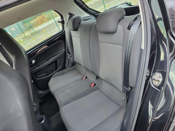 Used Volkswagen up! 2013 for sale - 75425921: Photo 36