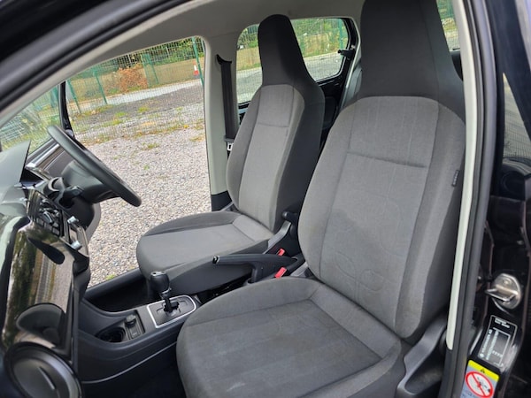 Used Volkswagen up! 2013 for sale - 75425921: Photo 40