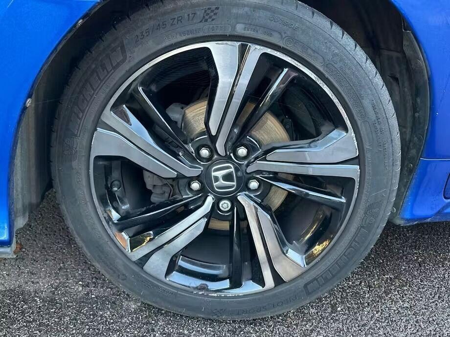 Used Honda Civic 2019 for sale - 76961682: Photo 9
