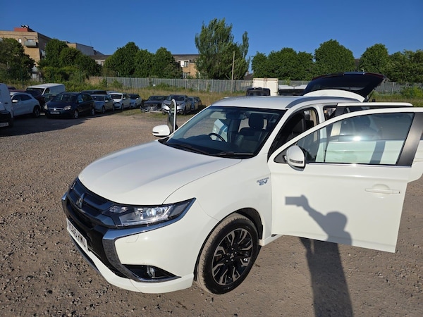 Used Mitsubishi Outlander 2015 for sale - 75054193: Photo 10