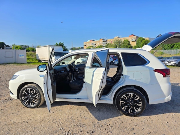 Used Mitsubishi Outlander 2015 for sale - 75054193: Photo 14