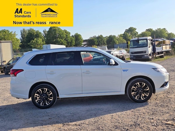 Used Mitsubishi Outlander 2015 for sale - 75054193: Photo 17